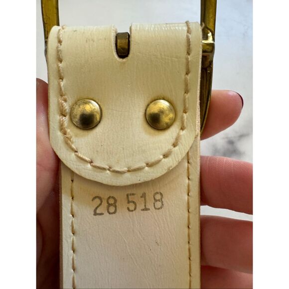 Women’s vintage cottage core belt small cream stitched - Picture 6 of 6